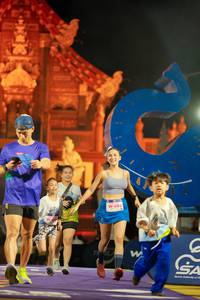 BIB: 083
                            <button type="button" onclick="openModal(22478002)" class="btn btn-primary btn-sm float-right btn-popup" data-toggle="modal" data-target=".modal-high-quality">
                        <i class="fas fa-shopping-cart"></i> Add to Cart
                    </button>
                                            <button type="button" onclick="isThisMe(22478002, true)" class="btn btn-success btn-sm float-right btn-popup btn-isme hidden" data-toggle="tooltip" data-placement="bottom" title="นี่คือรูปของคุณใช่ไหม คลิกที่นี่เพื่อเอาเข้าอัลบั้ม">
                        <i class="fas fa-plus"></i> Add to album
                    </button>
                    <button type="button" onclick="isThisMe(22478002, false)" class="btn btn-warning btn-sm float-right btn-popup btn-isnotme hidden">
                        <i class="fas fa-ban"></i> Remove from album
                    </button>